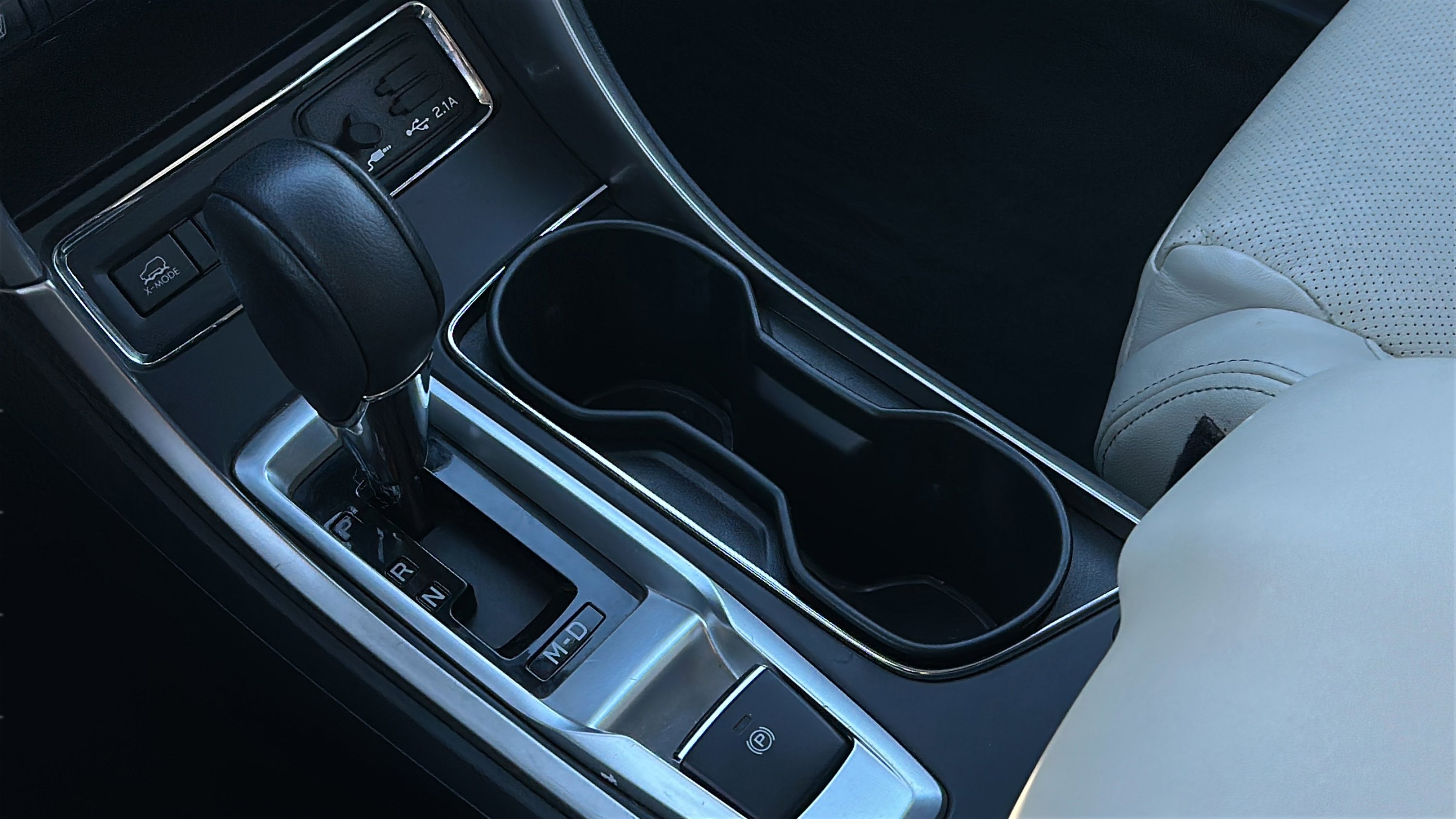 Used 2021 Subaru Ascent Limited w/ Technology Package image 22