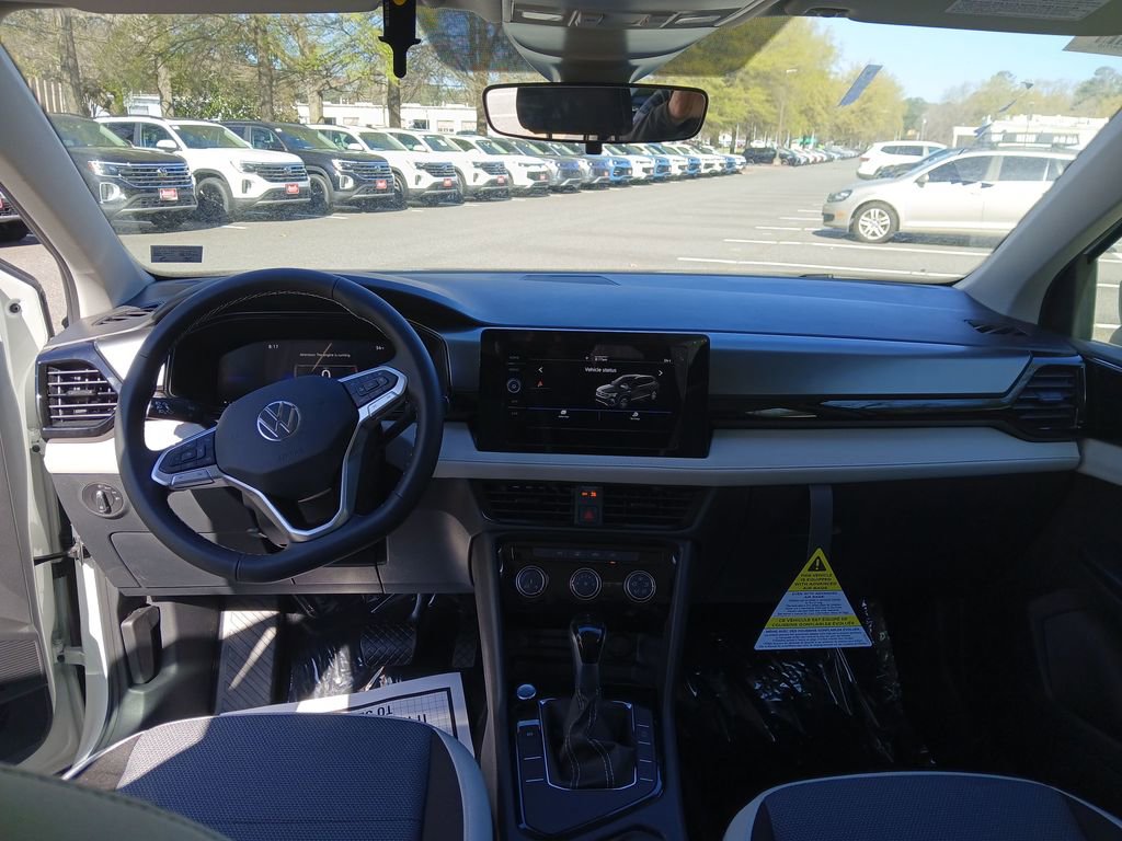 New 2026 Volkswagen Taos S image 12