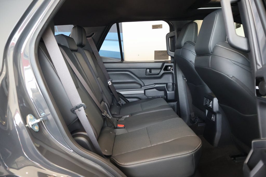 Used 2026 Toyota 4Runner TRD Sport Premium AWD/4WD image 8