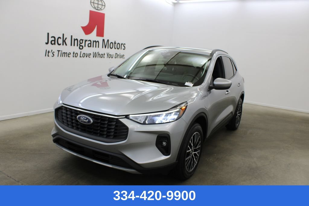 Used 2023 Ford Escape SE
