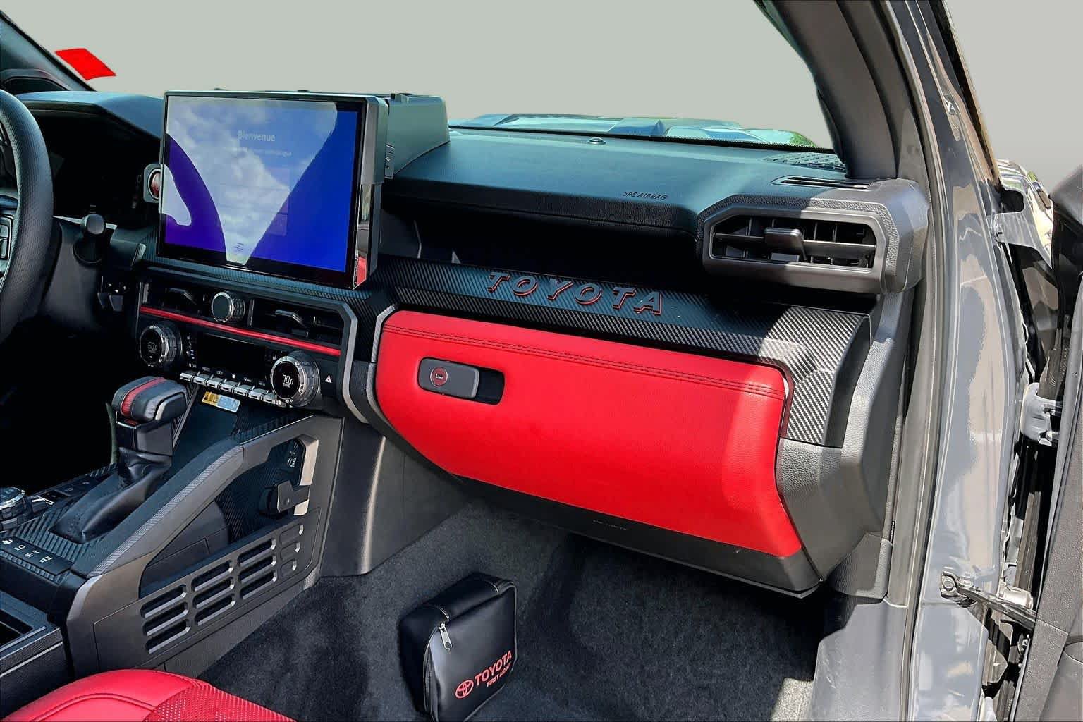 Used 2025 Toyota Tacoma TRD Pro AWD/4WD image 19