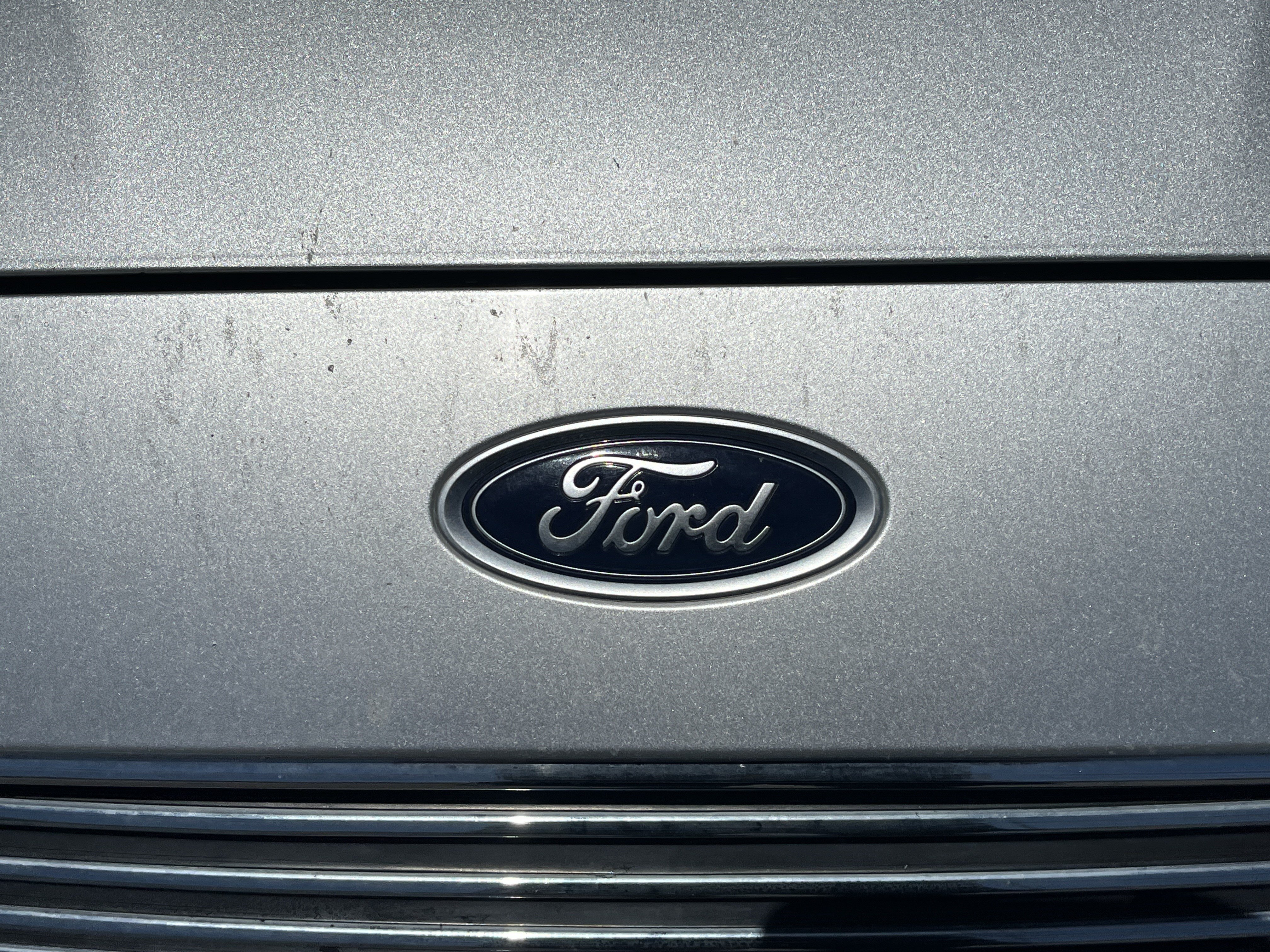 Used 2019 Ford Fusion SEL FWD image 24