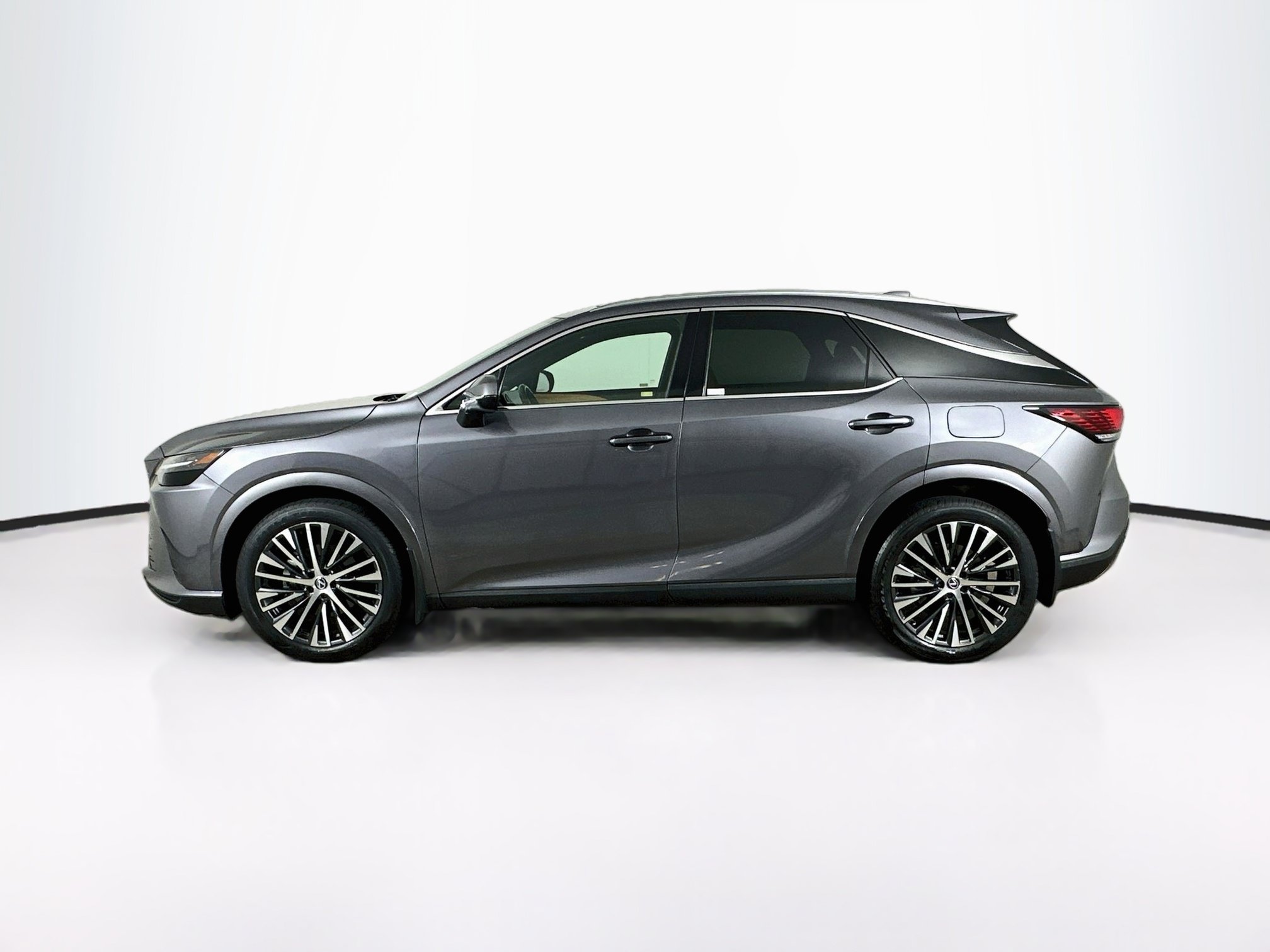 Used 2023 Lexus RX 350 Premium Plus w/ Accessory Package (Z1) FWD image 4