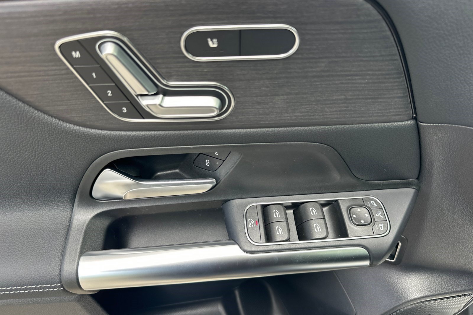 New 2026 Mercedes-Benz GLA 250 4MATIC image 14