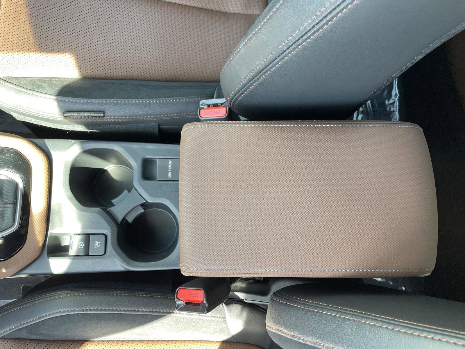 Certified 2025 Subaru Forester Touring AWD/4WD image 3