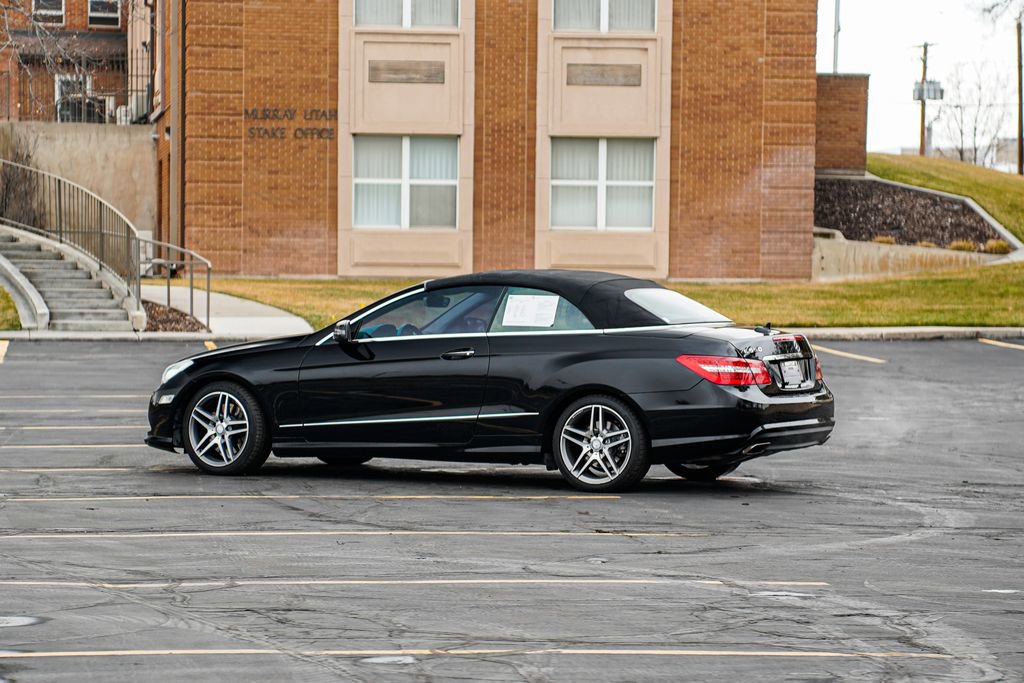 Used 2011 Mercedes-Benz E 550 Cabriolet image 12