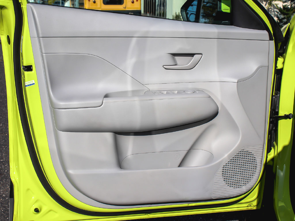Used 2024 Hyundai Kona SEL AWD/4WD image 8