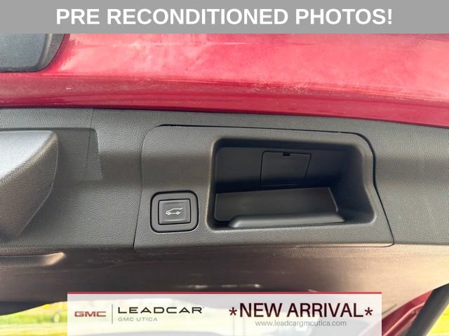 Used 2023 GMC Acadia AT4 w/ Technology Package AWD/4WD image 20