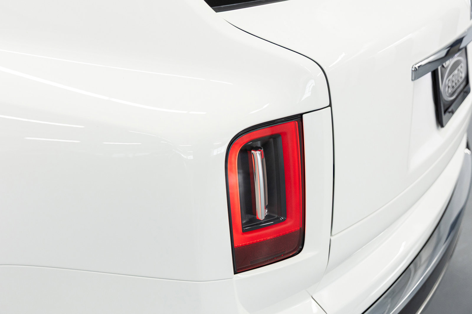 New 2026 Rolls-Royce Cullinan image 17