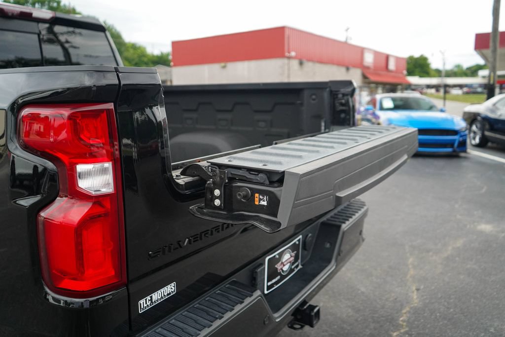 Used 2022 Chevrolet Silverado 1500 ZR2 w/ Technology Package AWD/4WD image 20