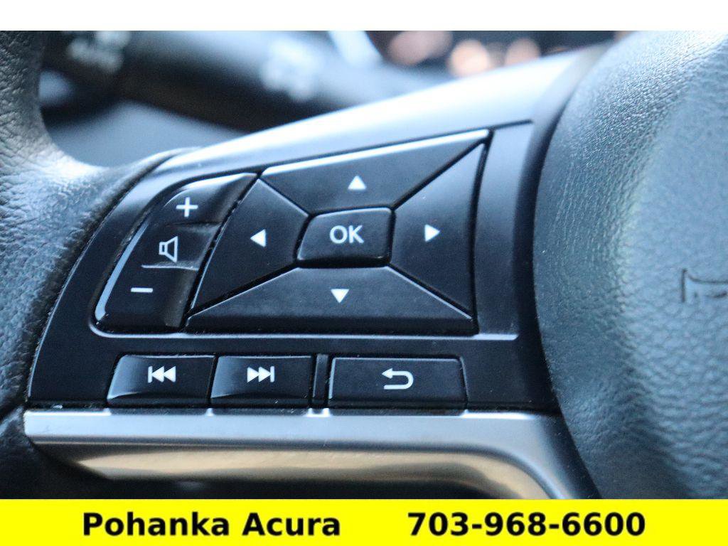 Used 2020 Nissan Rogue S image 12