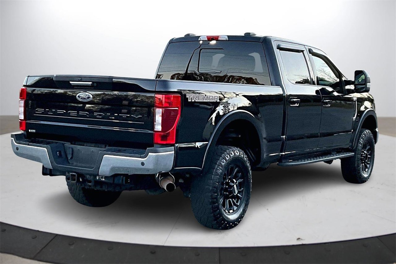 Used 2022 Ford F250 Lariat w/ Tremor Off-Road Package image 9