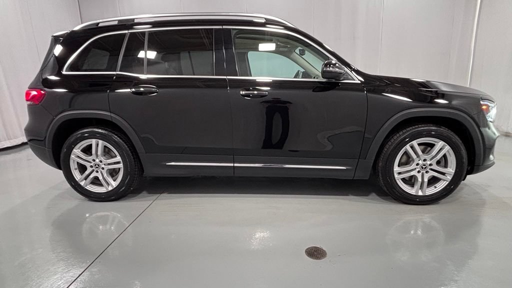 Used 2021 Mercedes-Benz GLB 250 4MATIC image 5