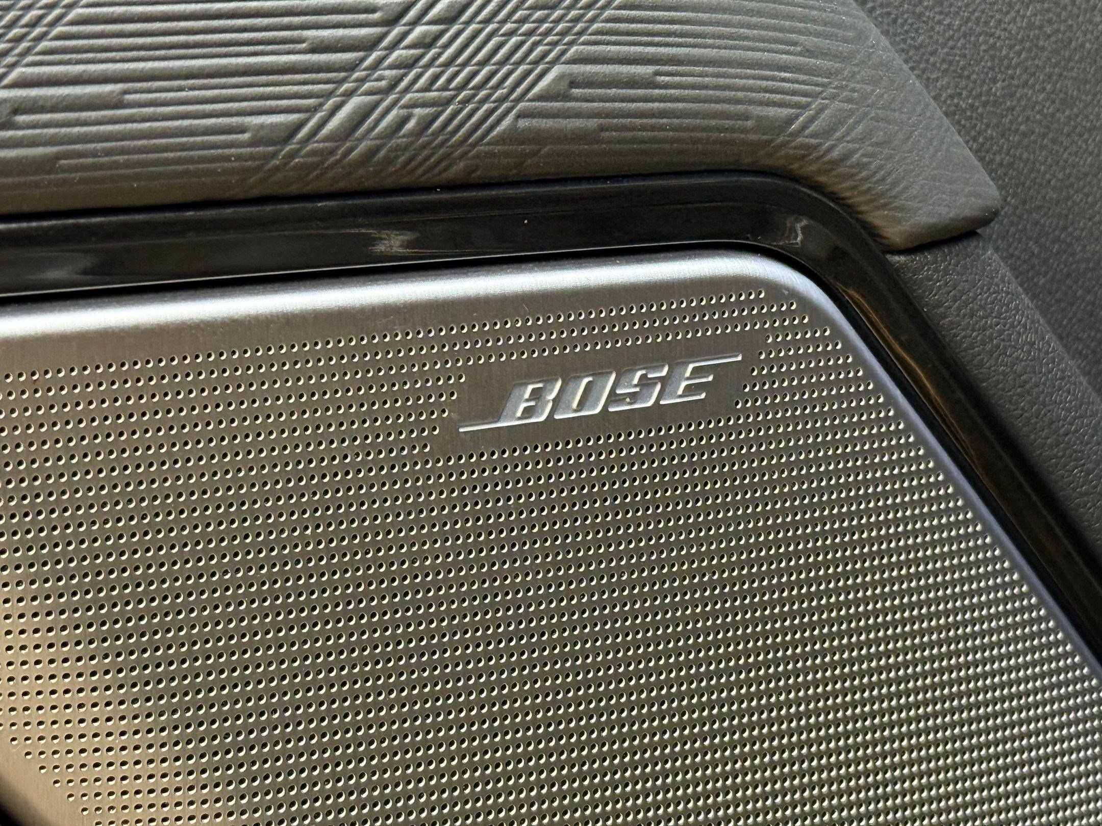 Used 2024 GMC Sierra 2500 AT4X w/ AT4X AEV Edition image 25