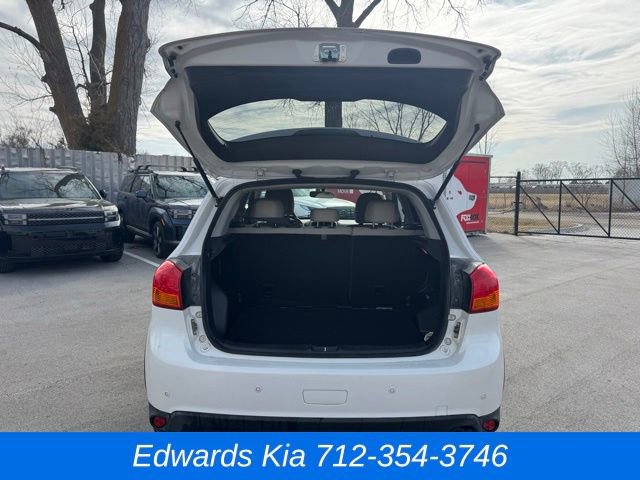 Used 2017 Mitsubishi Outlander Sport LE image 11