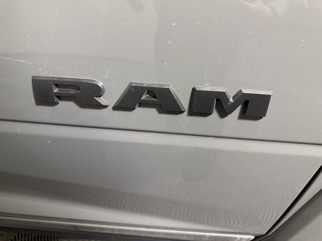 New 2026 RAM 2500 Limited AWD/4WD image 9