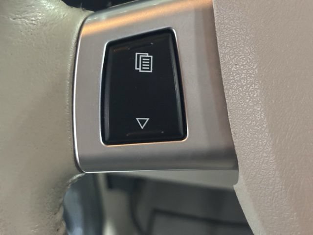 Used 2008 Jeep Commander Overland AWD/4WD image 29