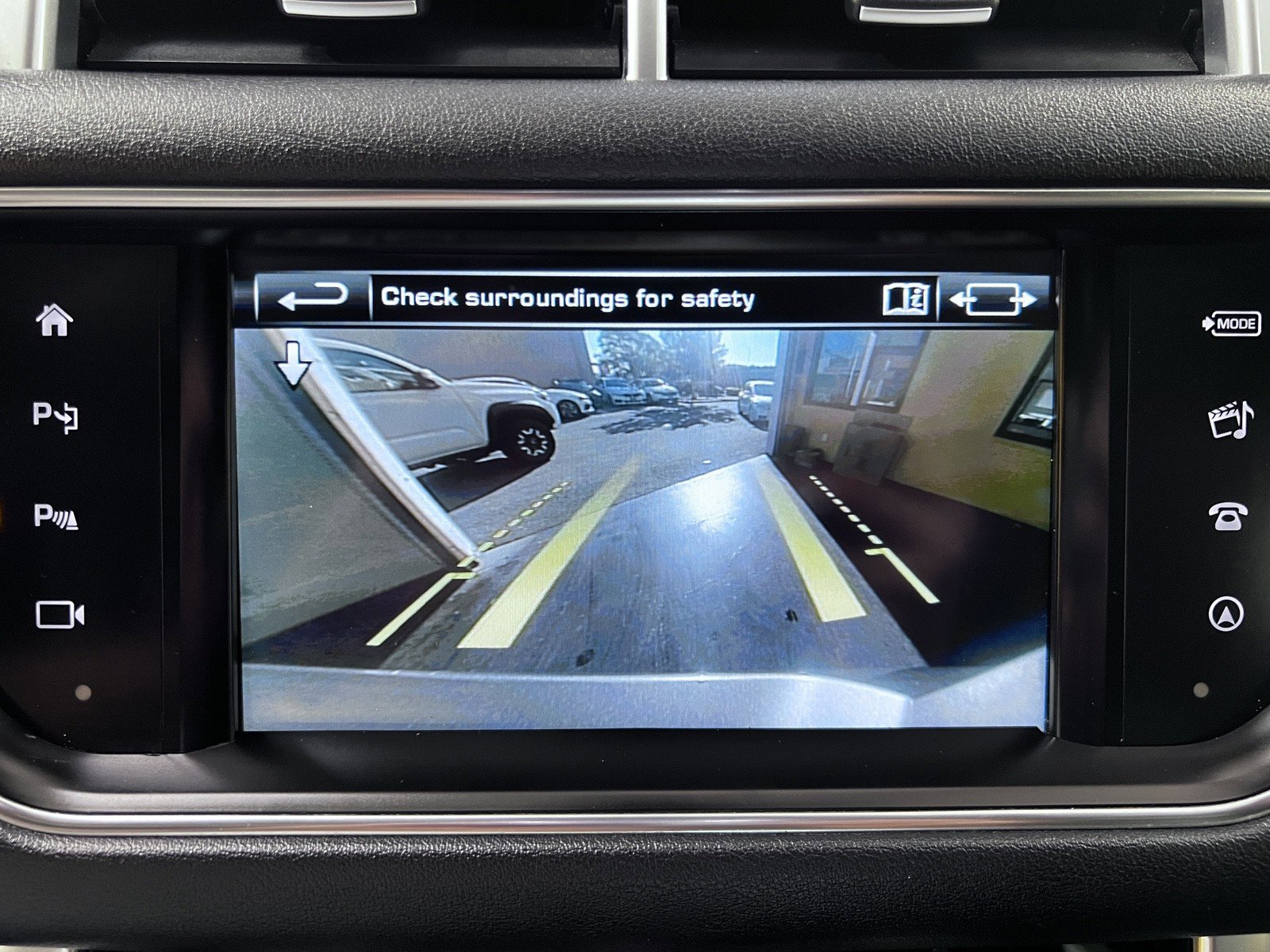Used 2016 Land Rover Range Rover Sport Supercharged AWD/4WD image 23