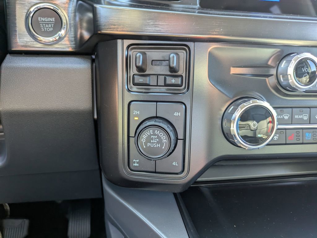 New 2026 Ford F250 Lariat image 16