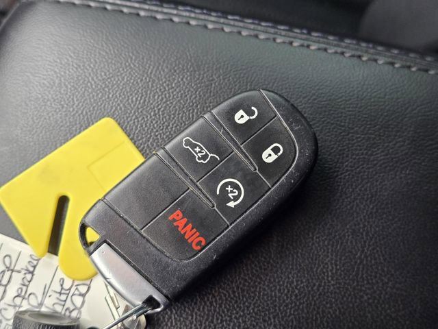 Used 2022 Jeep Grand Cherokee Limited image 10