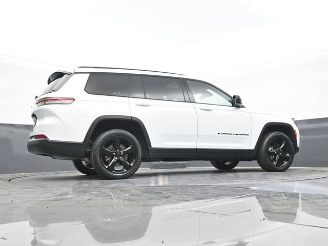 Used 2023 Jeep Grand Cherokee L Laredo AWD/4WD image 52