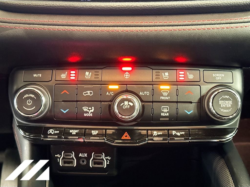 Used 2024 Dodge Durango GT image 18