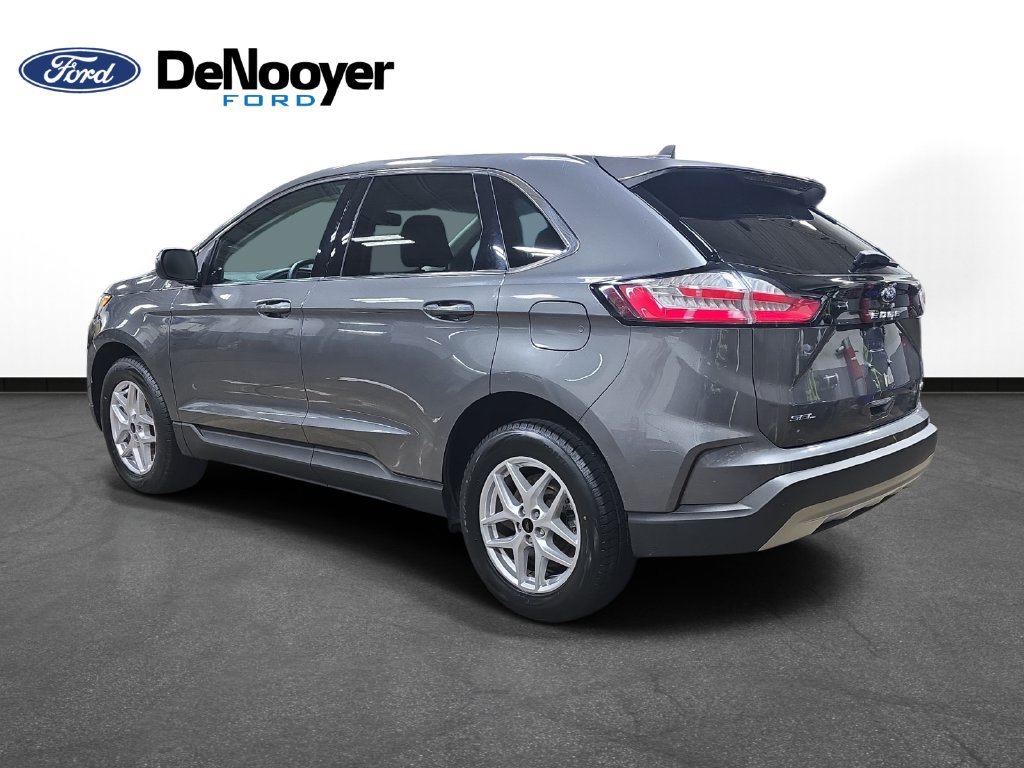 Used 2023 Ford Edge SEL w/ Convenience Package AWD/4WD image 9