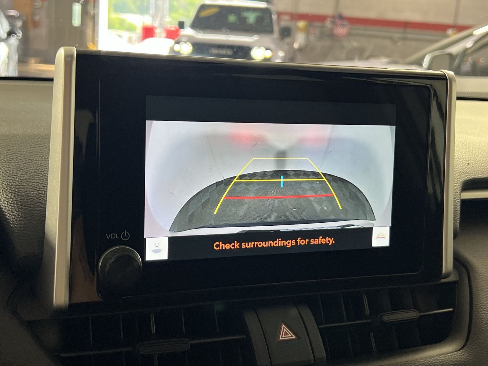 Used 2025 Toyota RAV4 XLE FWD image 20
