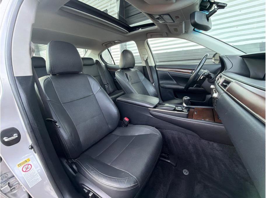 Used 2013 Lexus GS 350 w/ Premium Pkg image 4
