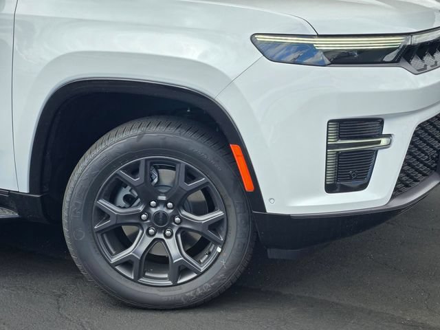 New 2026 Jeep Grand Wagoneer Limited AWD/4WD image 3