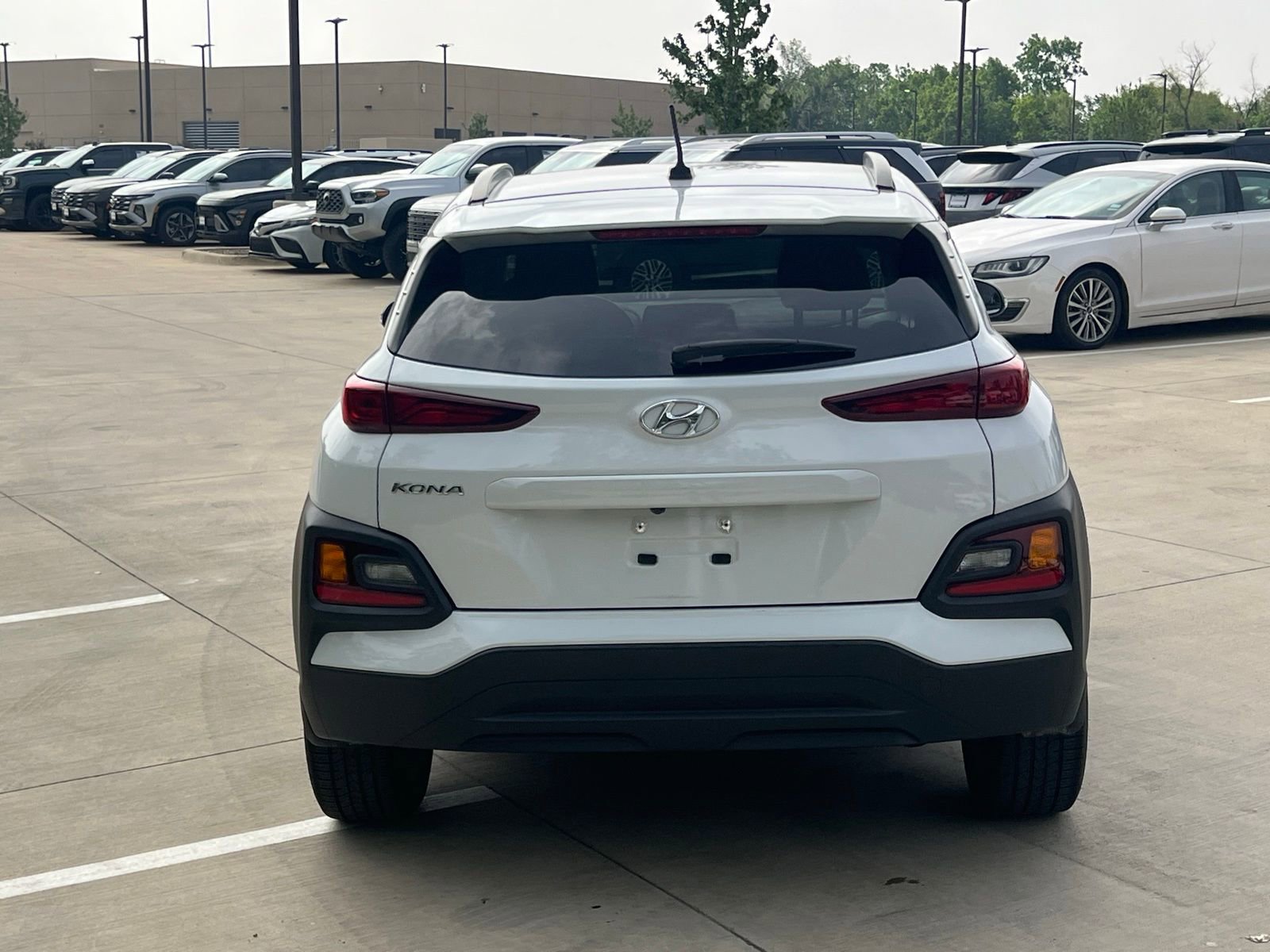Used 2018 Hyundai Kona SEL w/ SEL Tech Package 02 FWD image 12