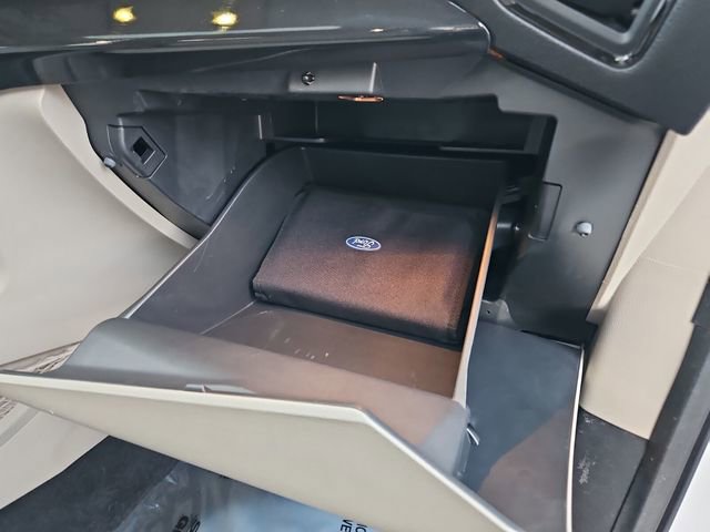 Used 2018 Ford Escape Titanium w/ Ford Safe & Smart Package image 20