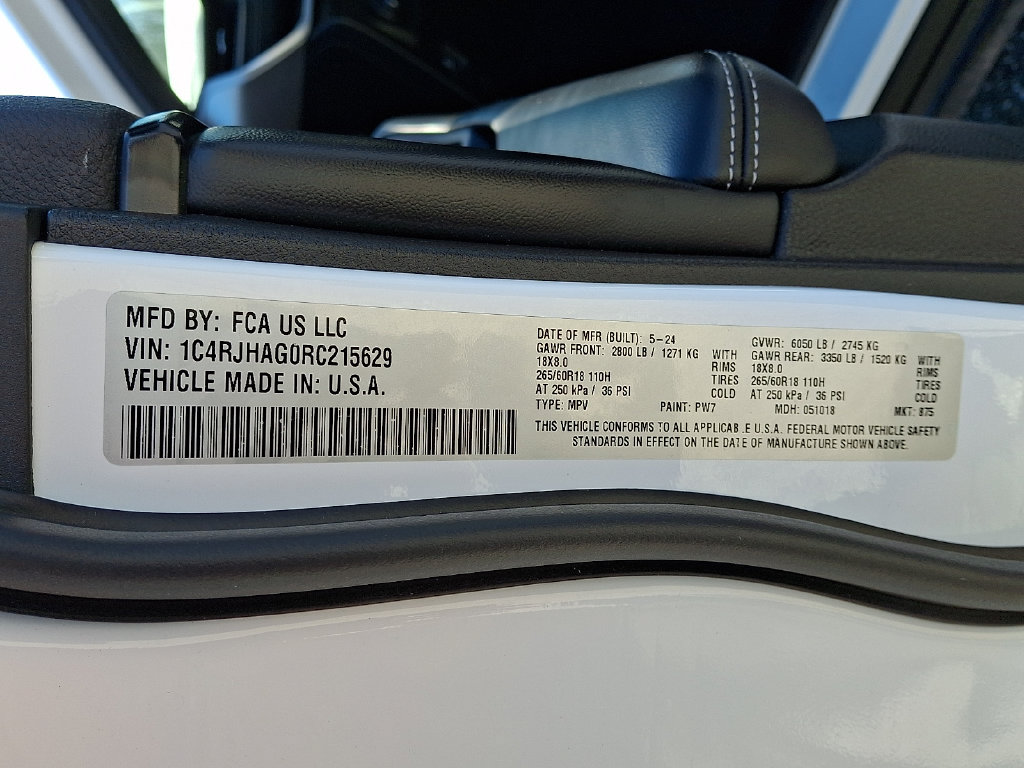 Certified 2024 Jeep Grand Cherokee Altitude AWD/4WD image 28