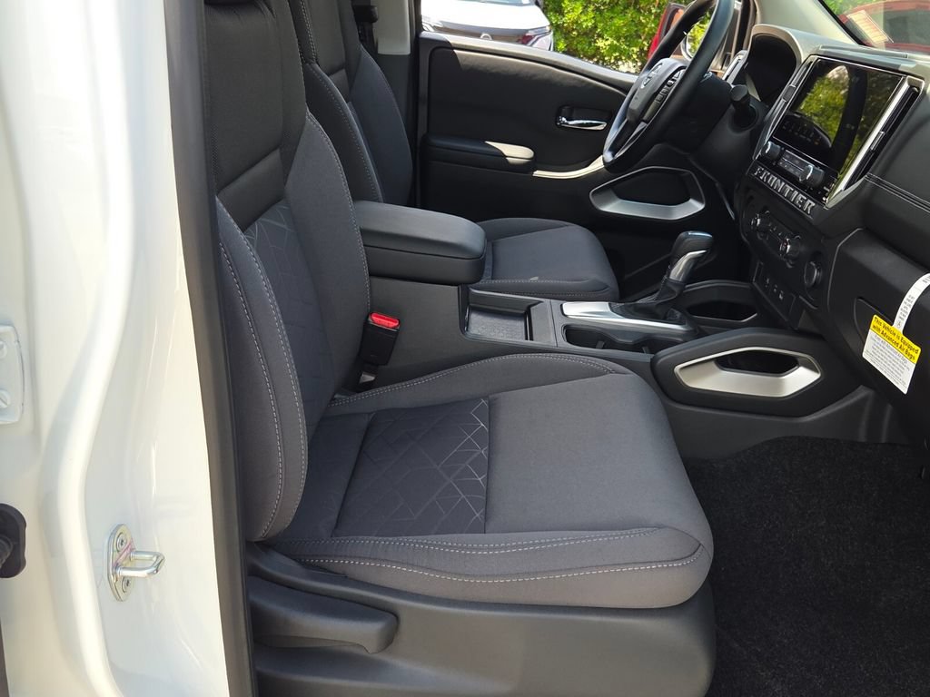 New 2026 Nissan Frontier SV w/ Tow Package RWD image 13
