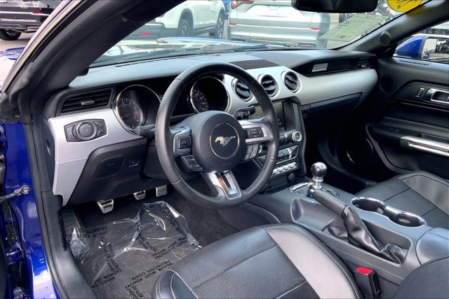 Used 2015 Ford Mustang GT Premium w/ Equipment Group 401A RWD image 13
