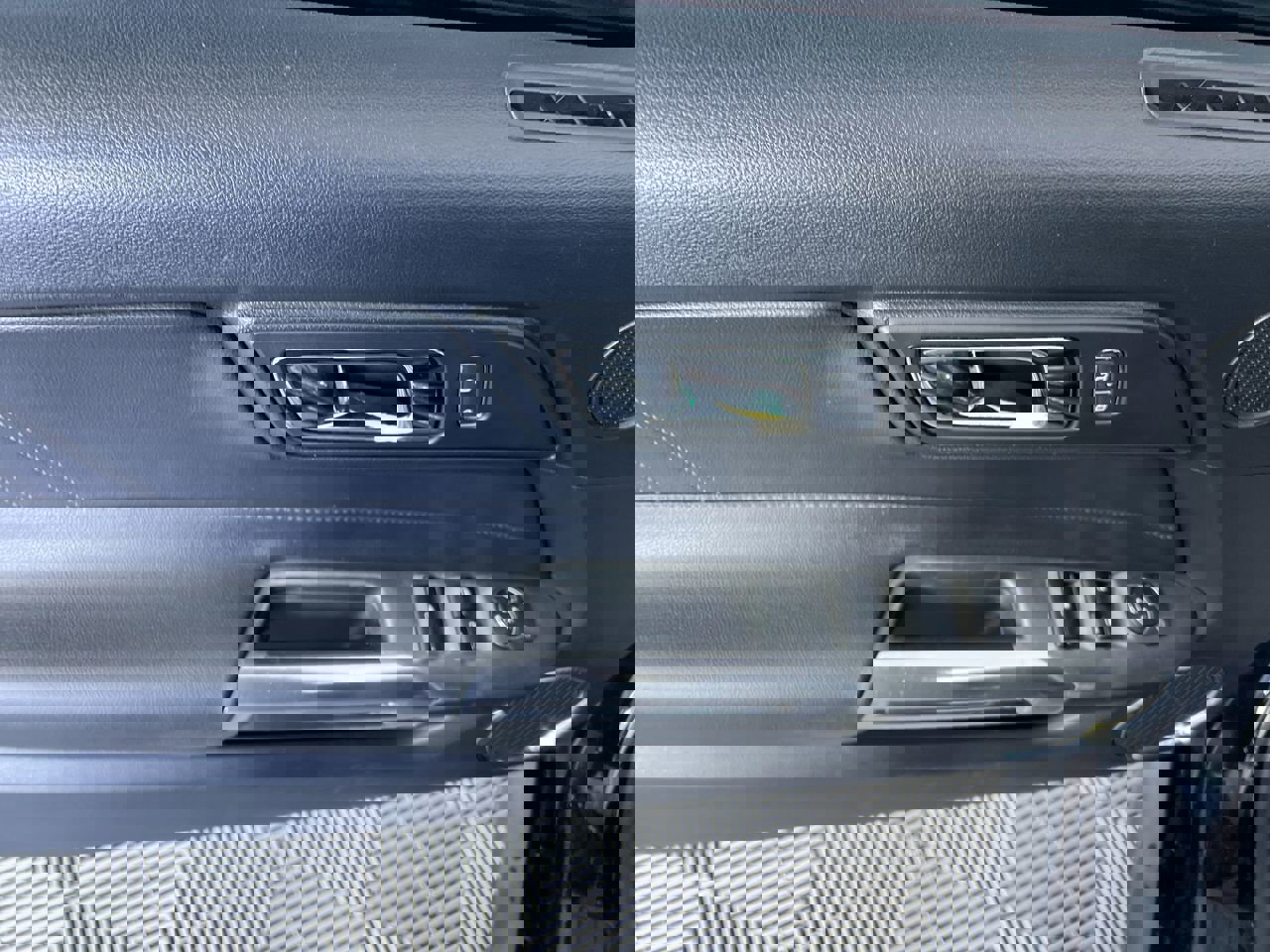 Used 2016 Ford Mustang Premium image 14