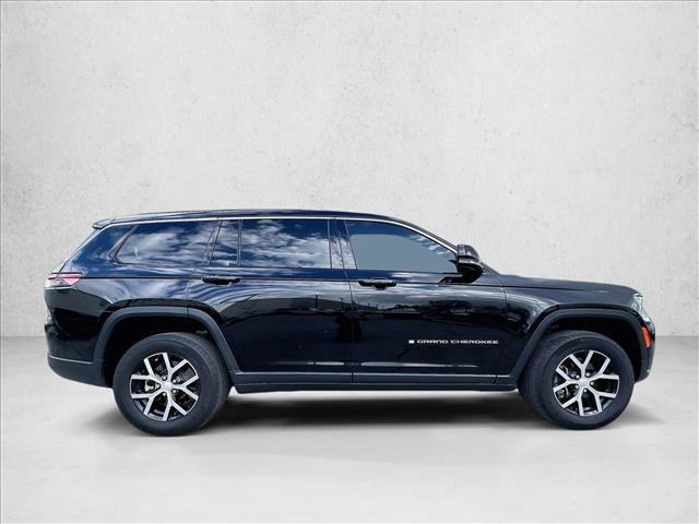 Used 2023 Jeep Grand Cherokee L Limited RWD image 5