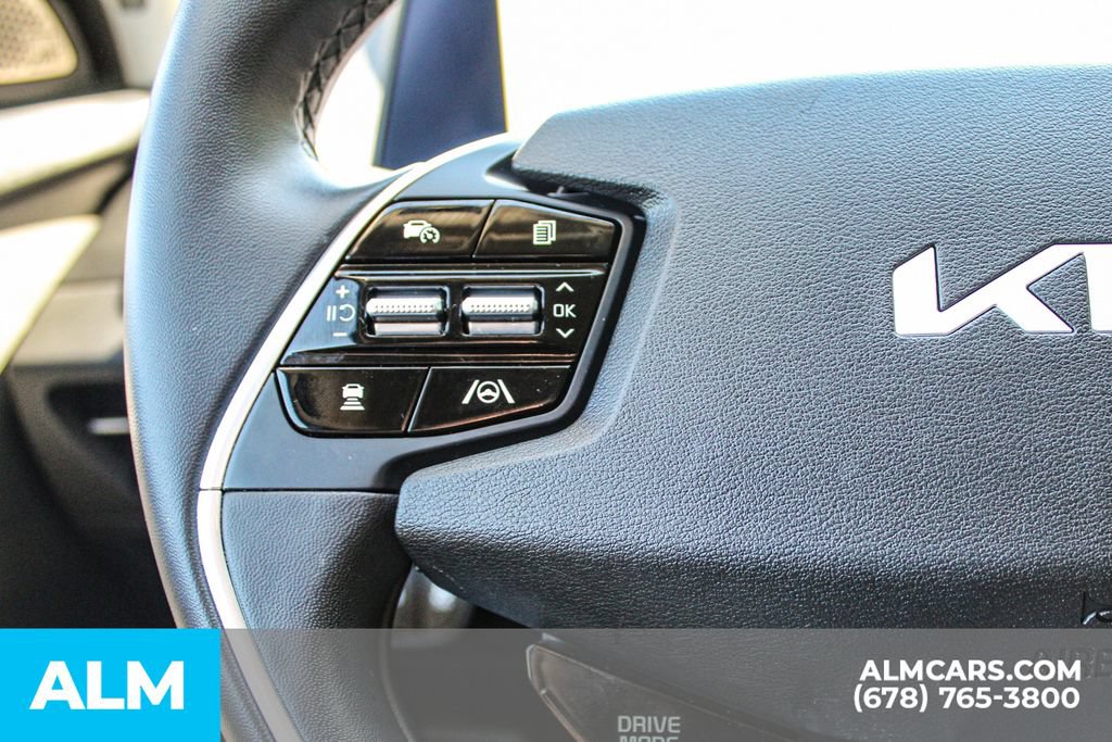 Used 2023 Kia EV6 Wind RWD image 27