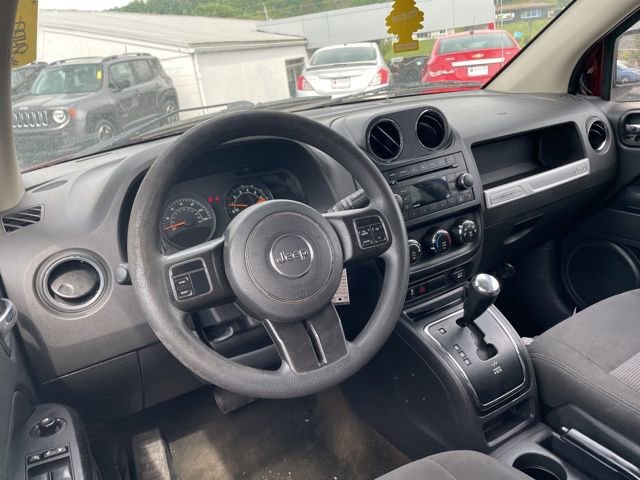 Used 2016 Jeep Compass Sport w/ Power Value Group FWD image 12