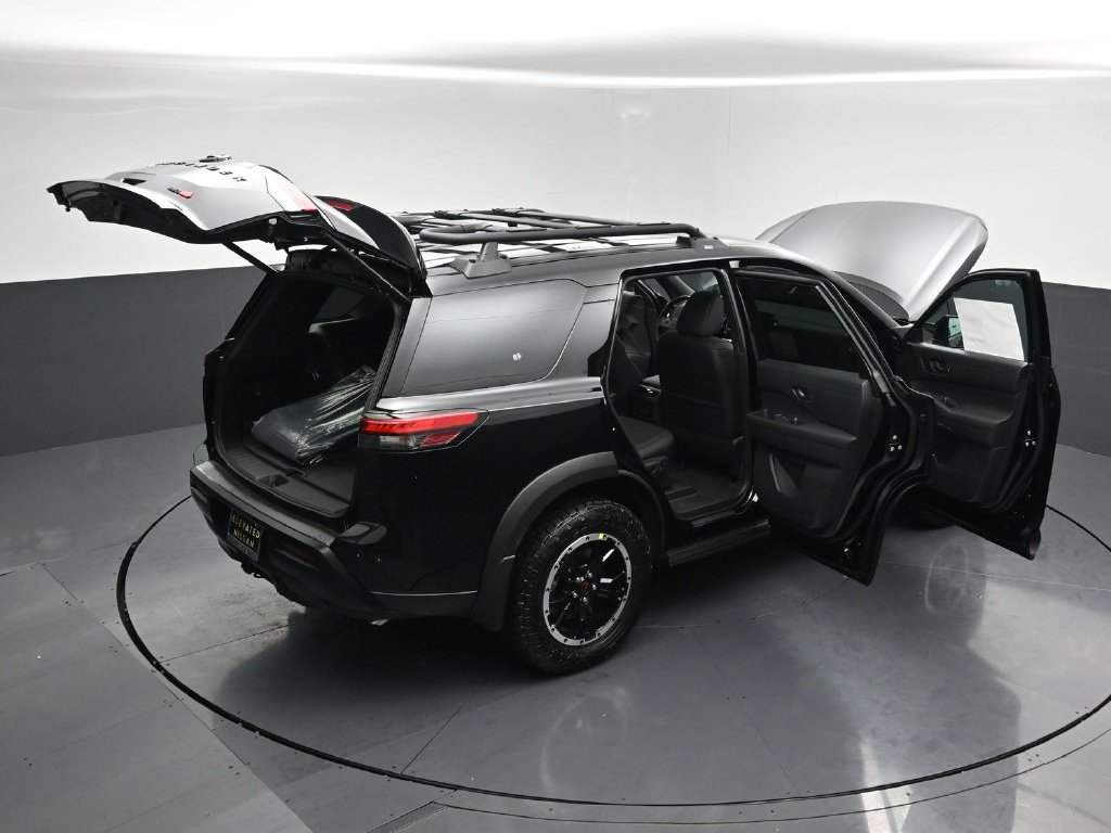 New 2026 Nissan Pathfinder Rock Creek w/ Rock Creek Premium Package AWD/4WD image 35