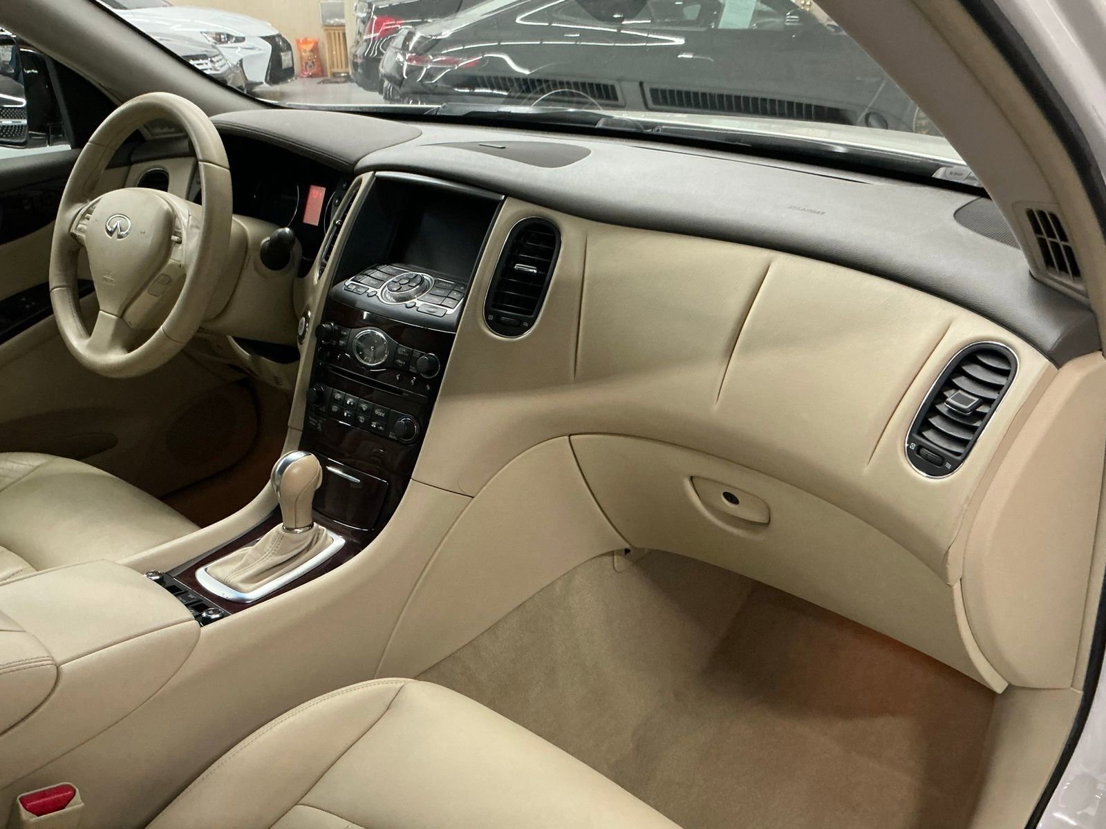 Used 2010 INFINITI EX35 Journey image 11