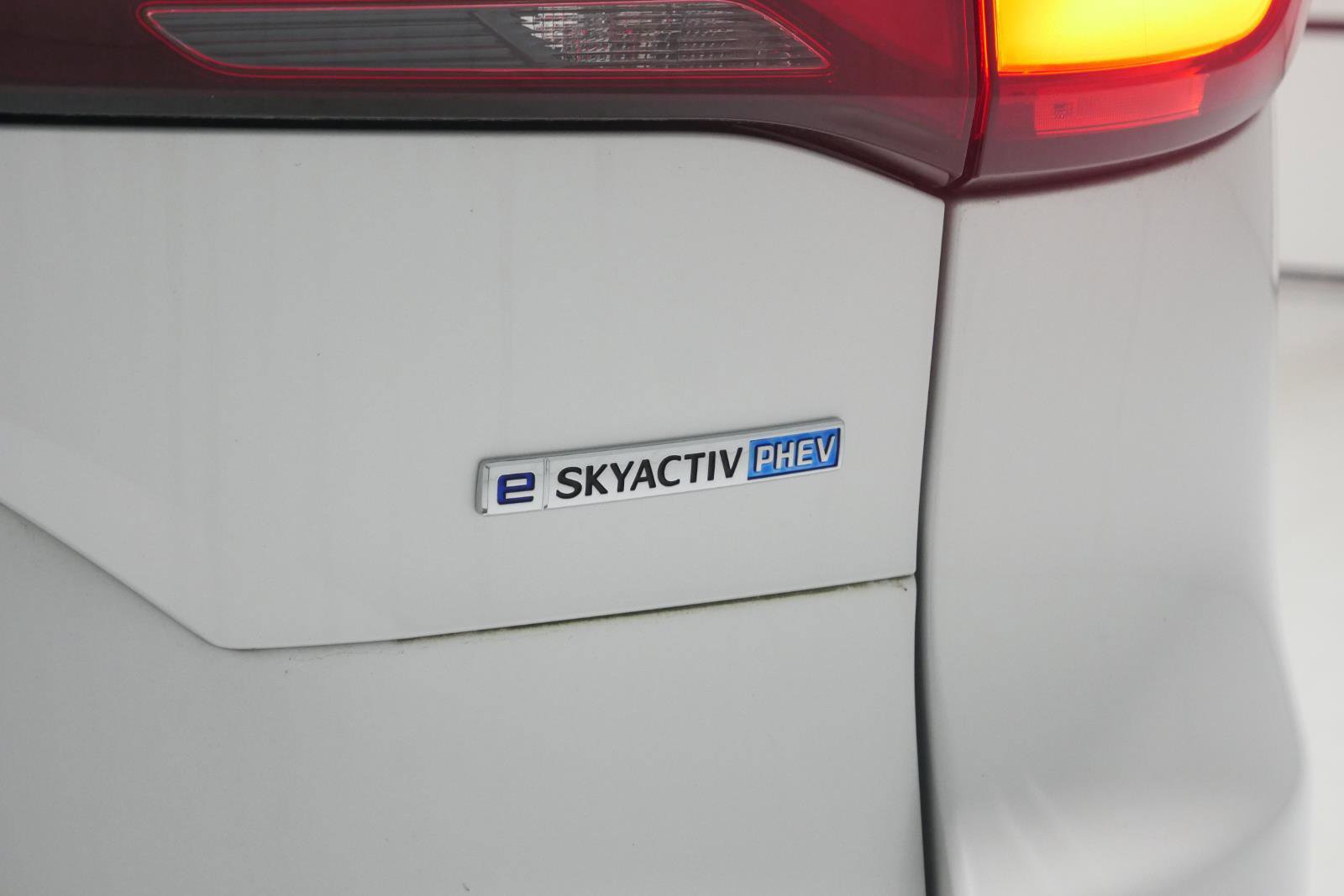 New 2024 MAZDA CX-90 Plug-In Hybrid w/ Premium Plus image 28