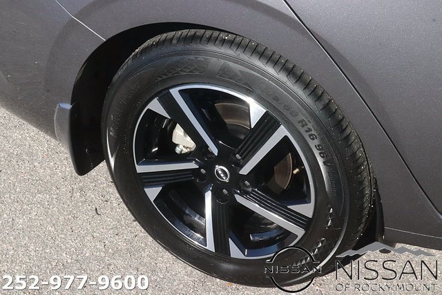 Used 2024 Nissan Sentra SV image 8