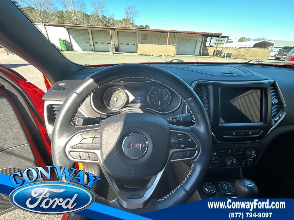 Used 2021 Jeep Cherokee Latitude Lux 80th Anniv w/ Quick Order Package 26U 80TH image 30