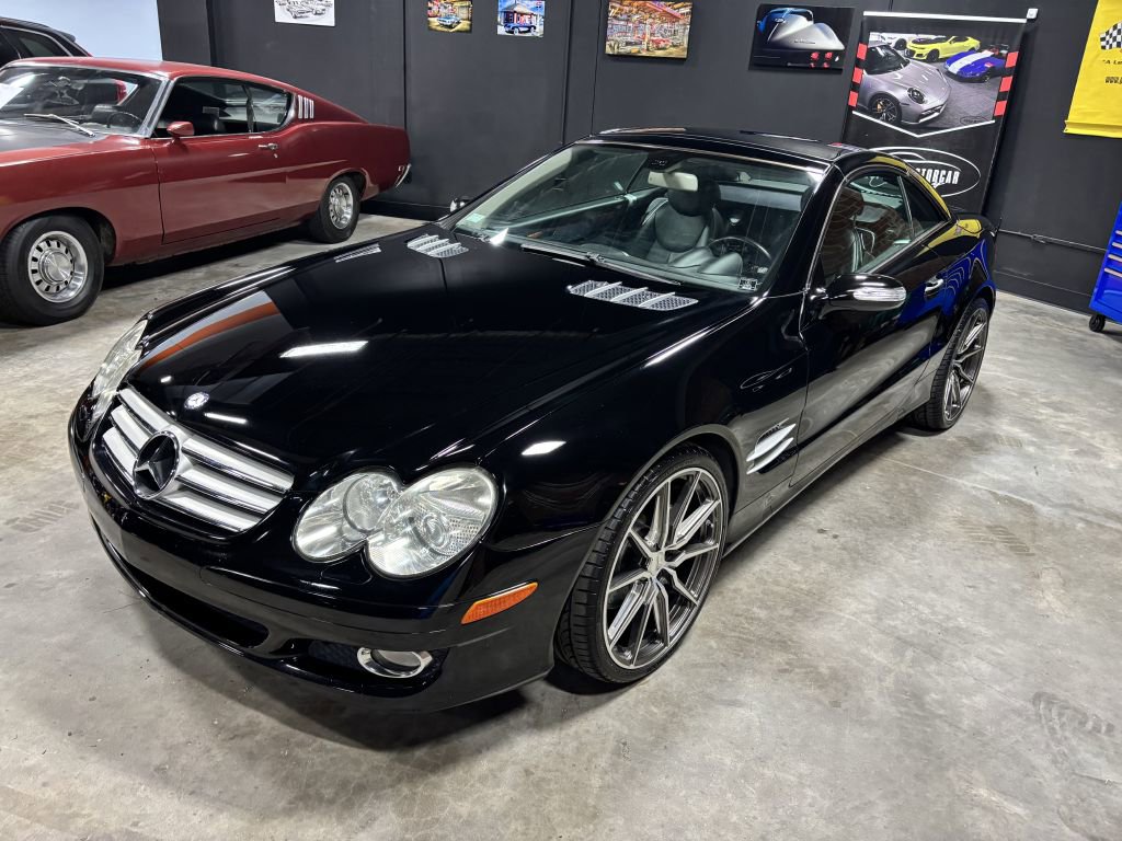 Used 2008 Mercedes-Benz SL 550 image 2
