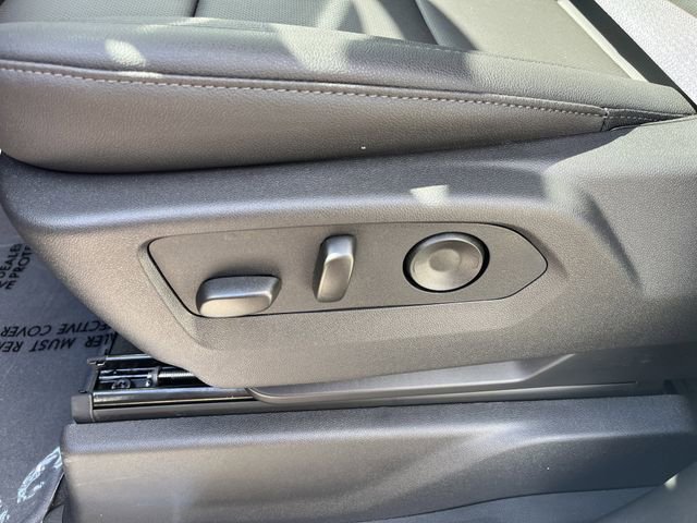 New 2026 GMC Sierra 2500 SLT w/ SLT Premium Package image 17