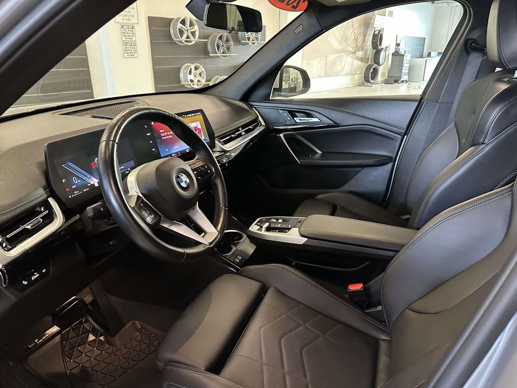 Used 2023 BMW X1 xDrive28i w/ Convenience Package AWD/4WD image 18