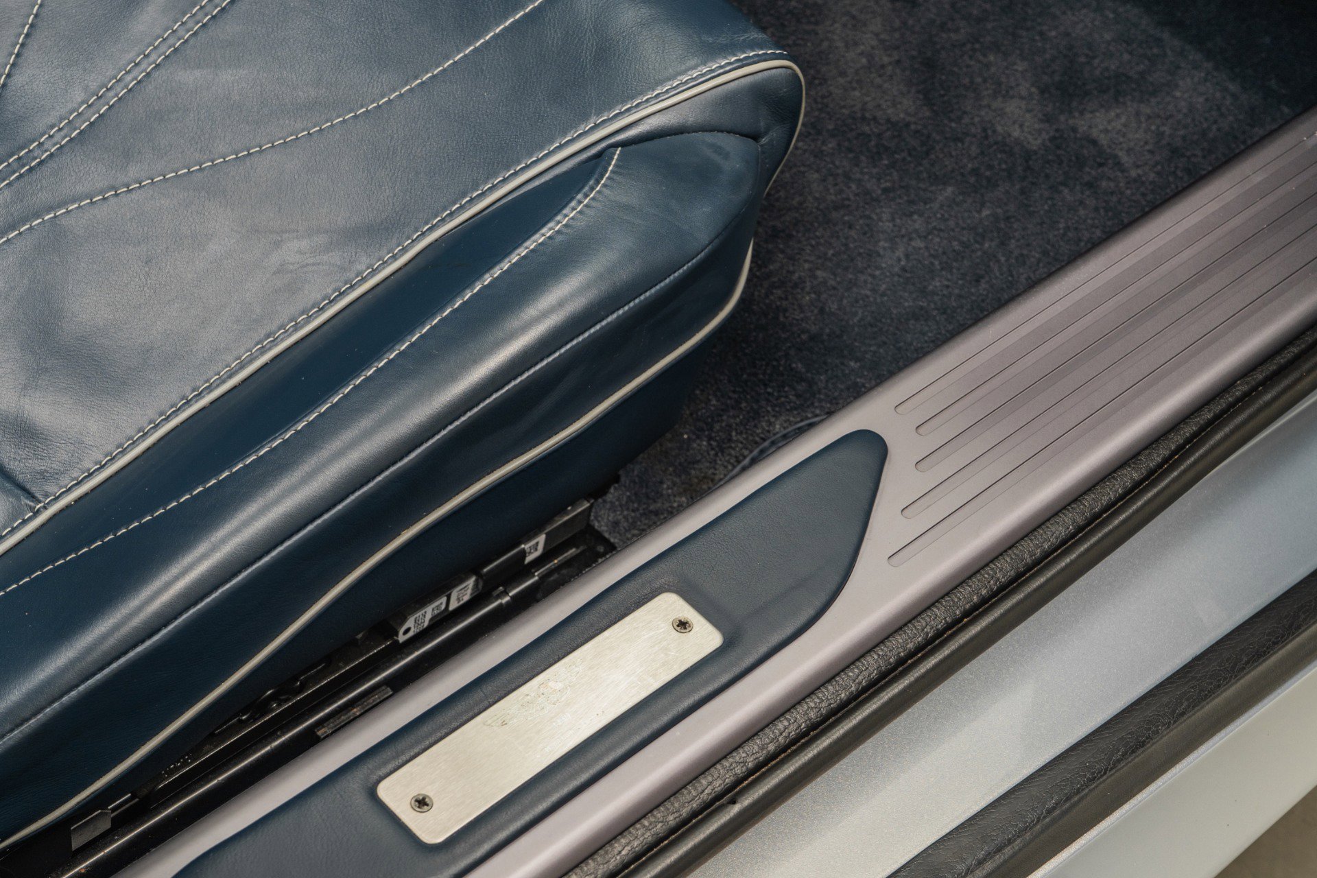 Used 2014 Aston Martin DB9 Volante image 28