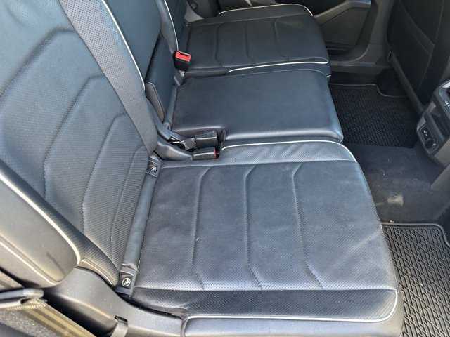 Used 2022 Volkswagen Tiguan SEL R-Line image 30