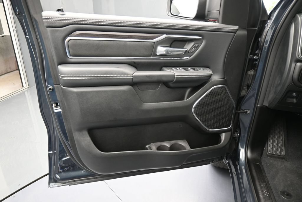 Used 2026 RAM 1500 Laramie AWD/4WD image 12